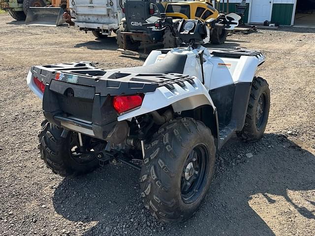 Image of Polaris Sportsman 850 equipment image 4