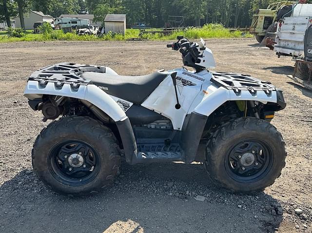 Image of Polaris Sportsman 850 equipment image 3