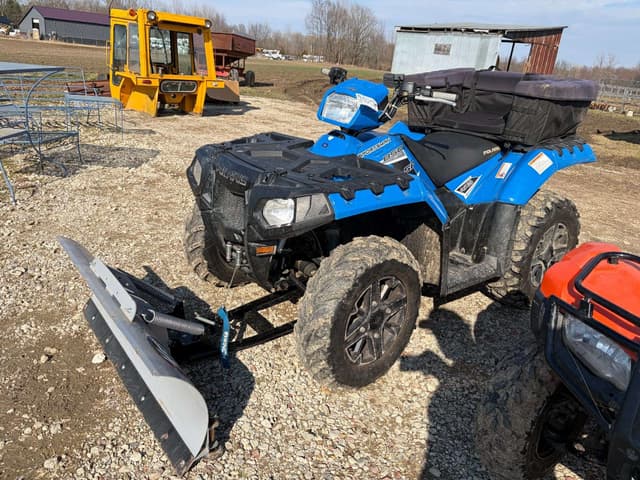 Image of Polaris Sportsman 850 equipment image 1