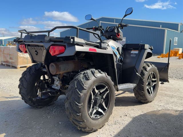 Image of Polaris Sportsman 570 equipment image 4