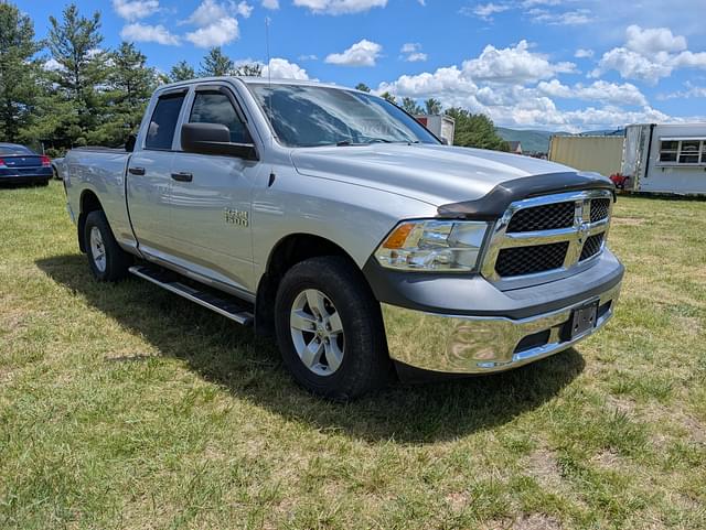 Image of Dodge Ram 1500 equipment image 3