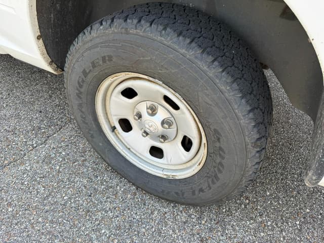 Image of Dodge Ram 1500 equipment image 4