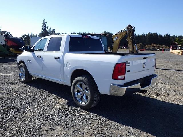 Image of Dodge Ram 1500 equipment image 4