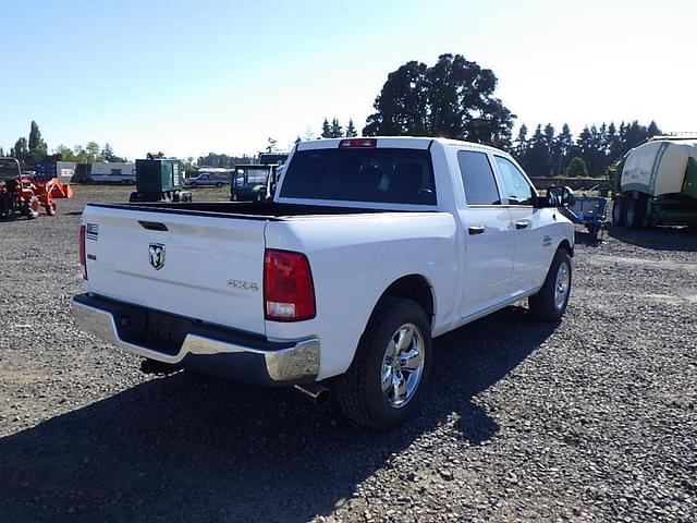 Image of Dodge Ram 1500 equipment image 3