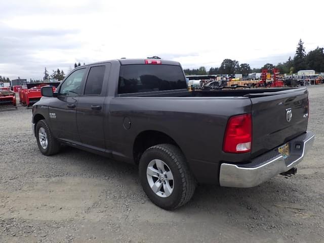Image of Dodge Ram 1500 equipment image 4