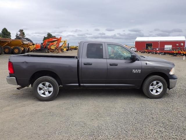 Image of Dodge Ram 1500 equipment image 2