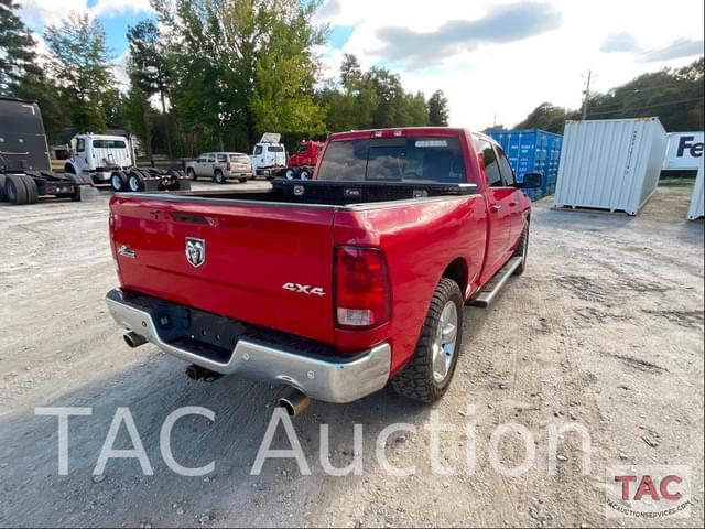 Image of Dodge Ram 1500 equipment image 4