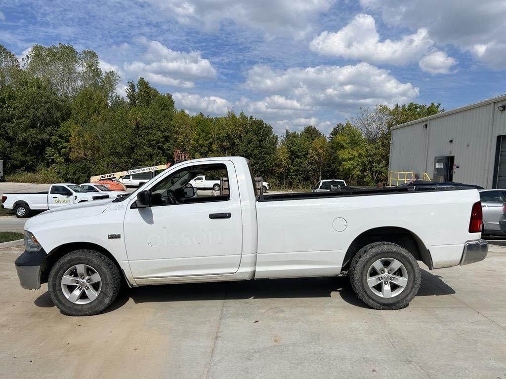 2016 Dodge Ram 1500 Equipment Image0