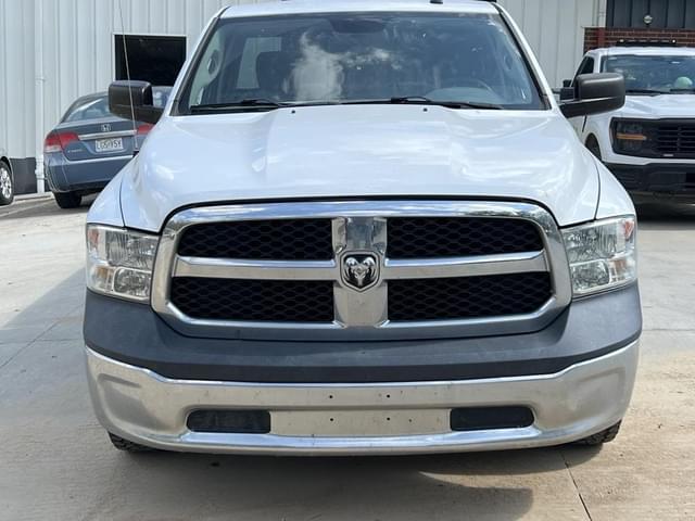 Image of Dodge Ram 1500 equipment image 4
