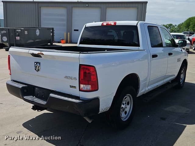 Image of Dodge Ram 1500 equipment image 4