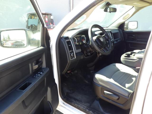 Image of Dodge Ram 1500 equipment image 4