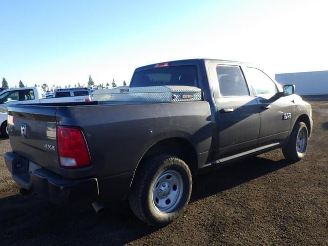 Image of Dodge Ram 1500 equipment image 2