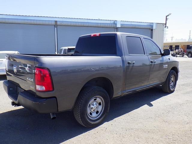 Image of Dodge Ram 1500 equipment image 2
