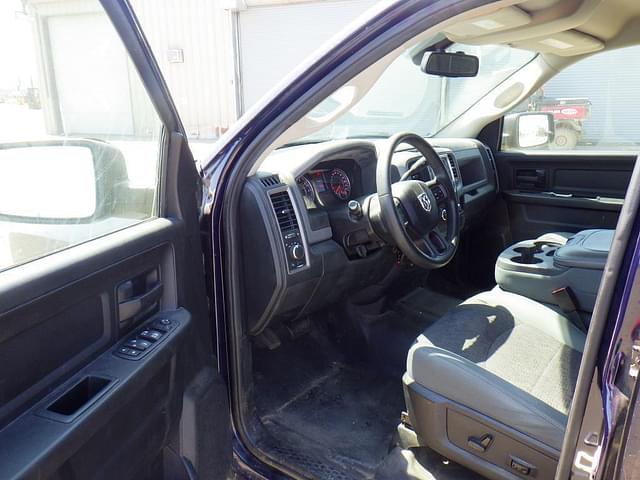 Image of Dodge Ram 1500 equipment image 4