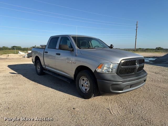 Image of Dodge Ram 1500 equipment image 2