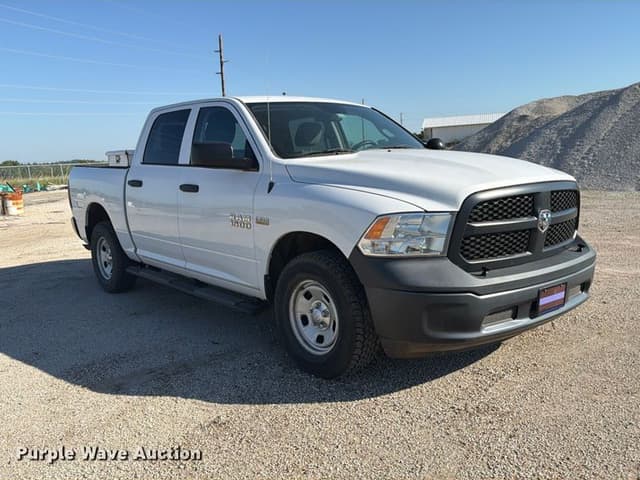 Image of Dodge Ram 1500 equipment image 2