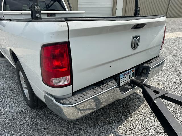 Image of Dodge Ram 1500 equipment image 4