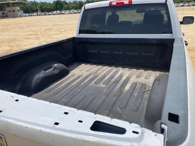 Image of Dodge Ram 1500 equipment image 4