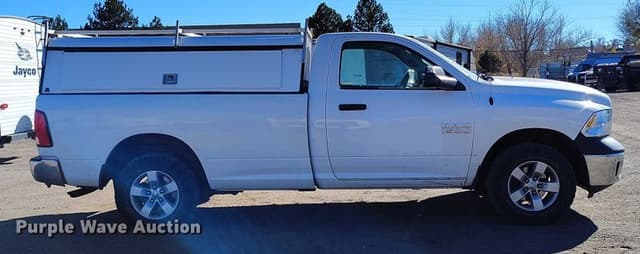 Image of Dodge Ram 1500 equipment image 3