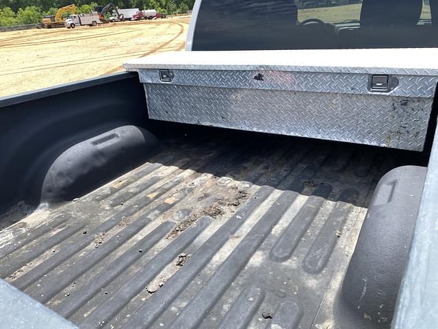 Image of Dodge Ram 1500 equipment image 4