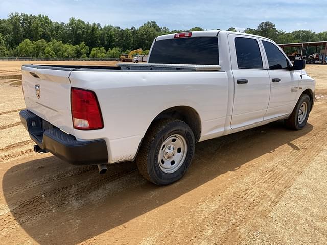Image of Dodge Ram 1500 equipment image 2