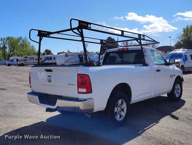 Image of Dodge Ram 1500 equipment image 4