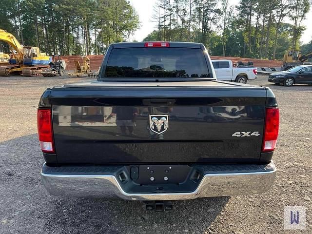 Image of Dodge Ram 1500 equipment image 4