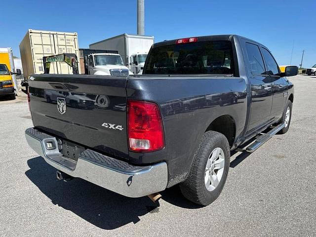 Image of Dodge Ram 1500 equipment image 4