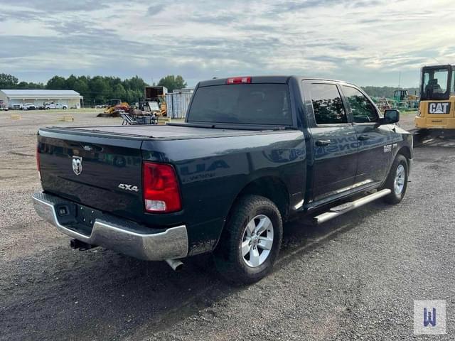 Image of Dodge Ram 1500 equipment image 4