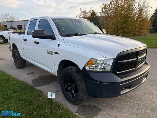 Image of Dodge Ram 1500 equipment image 2