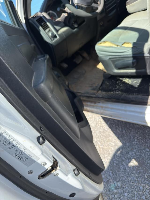 Image of Dodge Ram 1500 equipment image 3