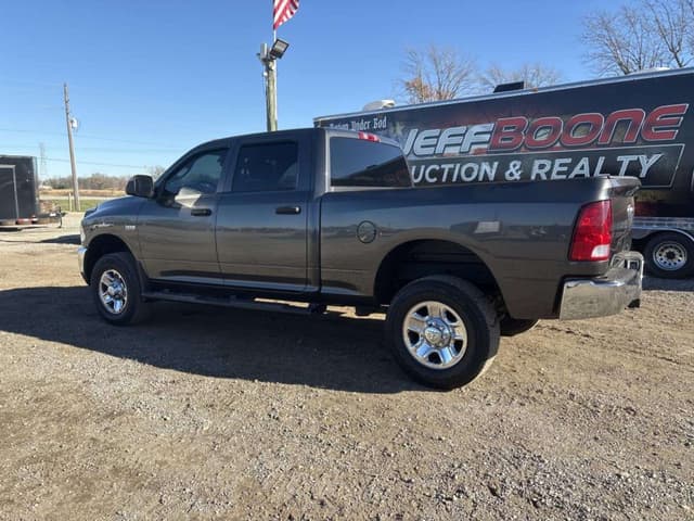 Image of Dodge Ram 2500 equipment image 2