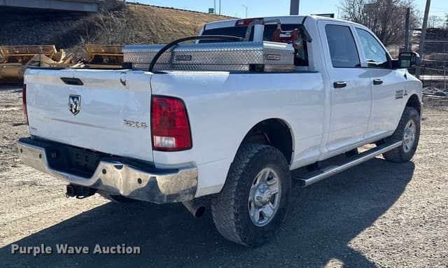 Image of Dodge Ram 2500 equipment image 4