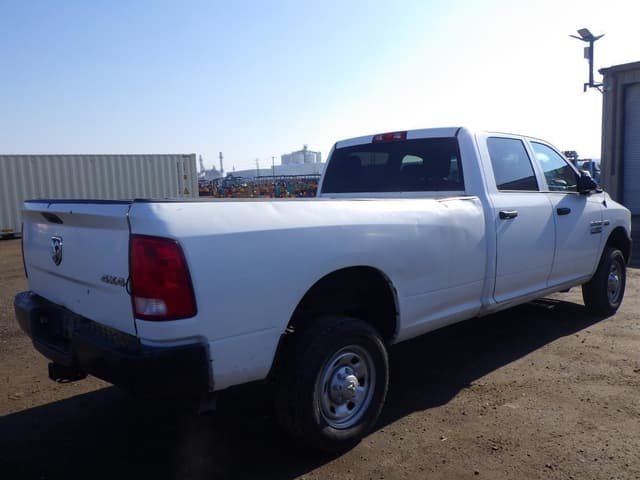 Image of Dodge Ram 2500 equipment image 2