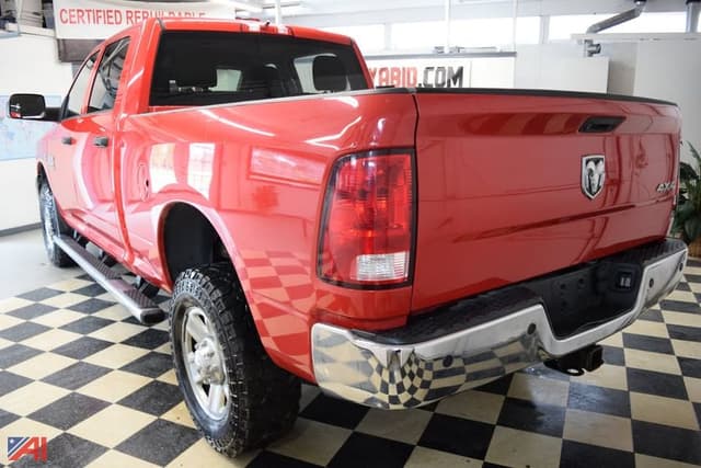 Image of Dodge Ram 2500 equipment image 2