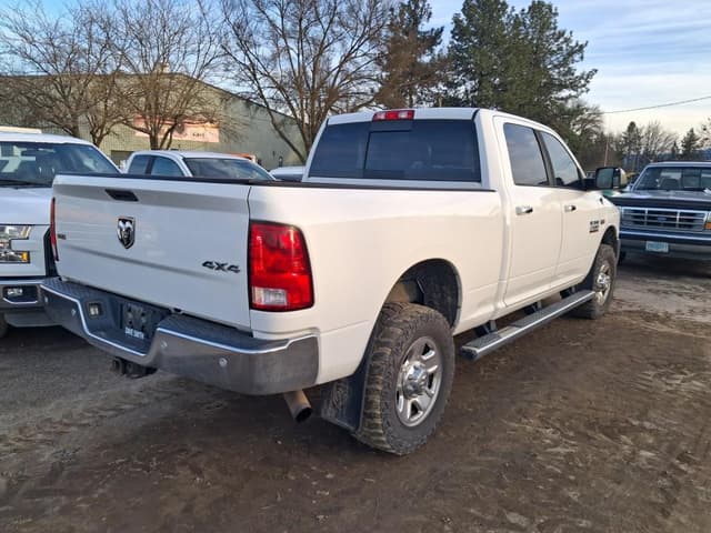 Image of Dodge Ram 2500HD equipment image 4