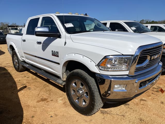 Image of Dodge Ram 2500 equipment image 3