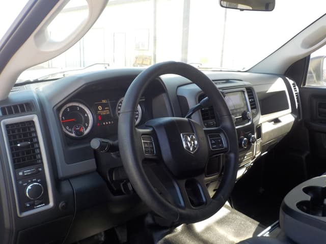 Image of Dodge Ram 2500 equipment image 4