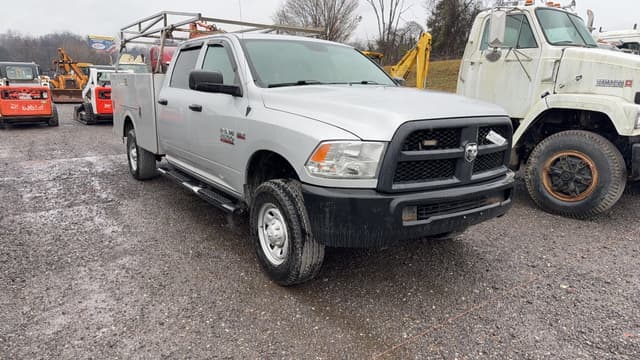 Image of Dodge Ram 2500 equipment image 2