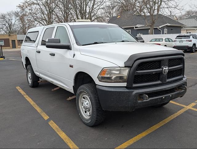 Image of Dodge Ram 2500 equipment image 3