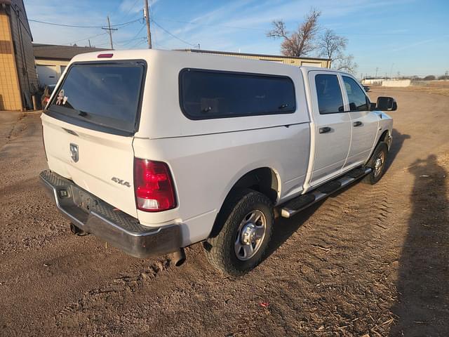 Image of Dodge Ram 2500 equipment image 3