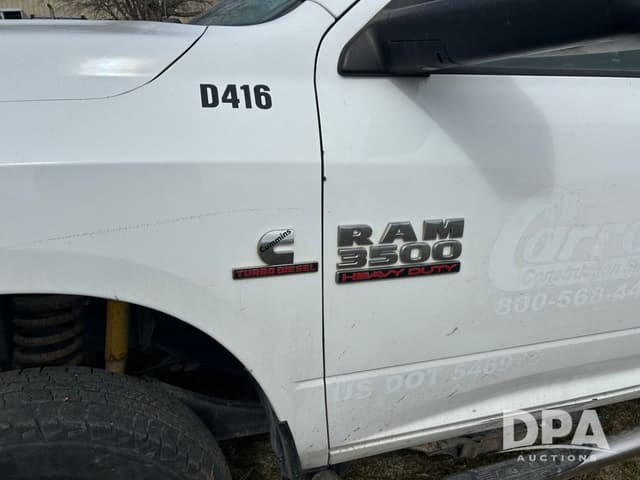 Image of Dodge Ram 3500 equipment image 2