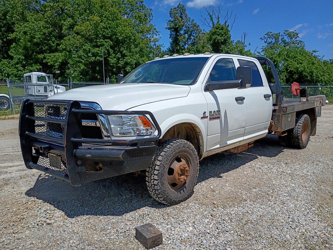 Image of Dodge Ram 3500 Primary image