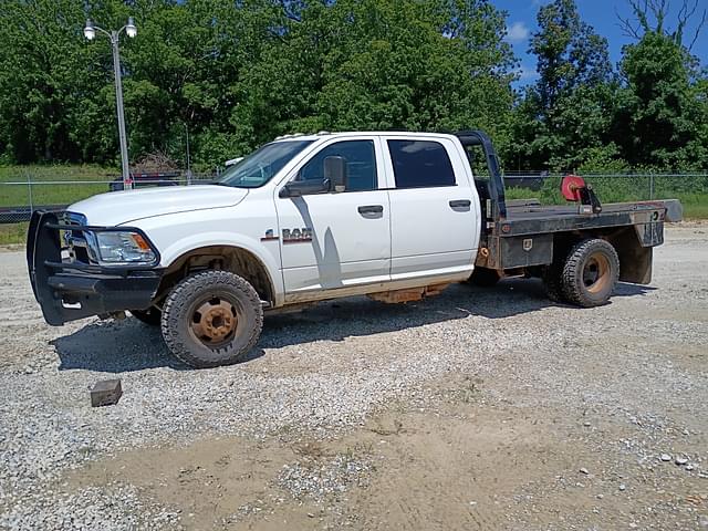 Image of Dodge Ram 3500 equipment image 1