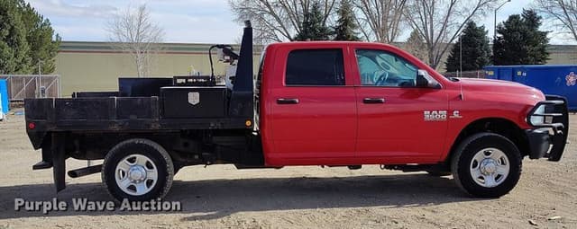 Image of Dodge Ram 3500 equipment image 3
