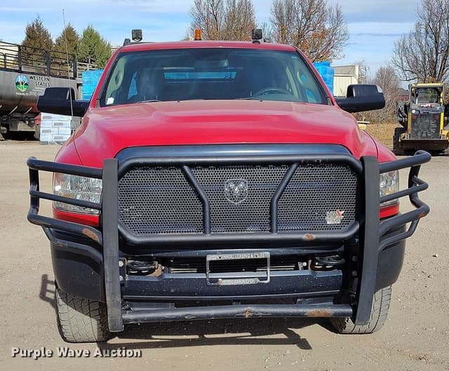 Image of Dodge Ram 3500 equipment image 1