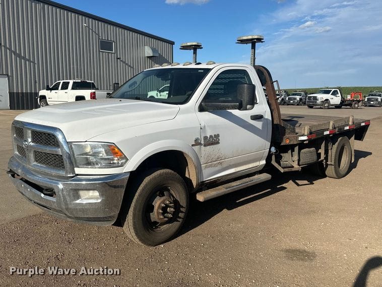 2016 Dodge Ram 3500 Equipment Image0