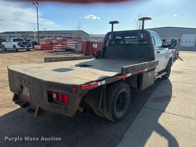 Image of Dodge Ram 3500 equipment image 4
