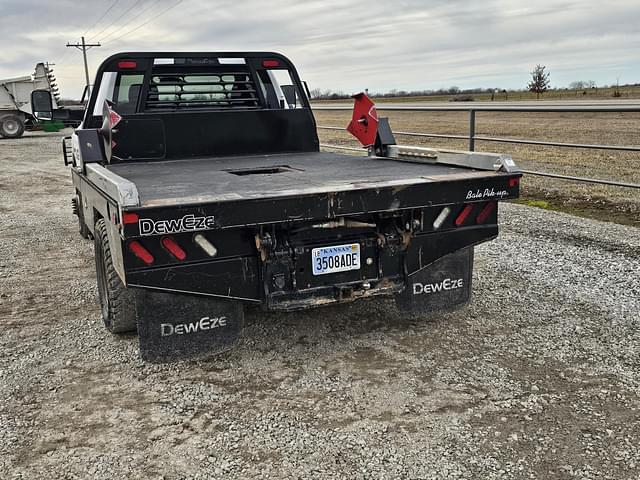 Image of Dodge Ram 3500HD equipment image 4