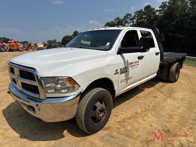 Image of Dodge Ram 3500HD equipment image 3